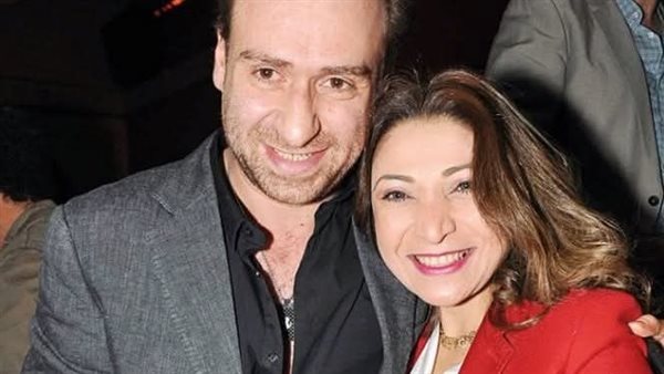 نضال الشافعي وزوجته