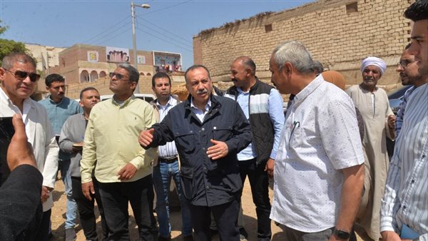 جولة المحافظ