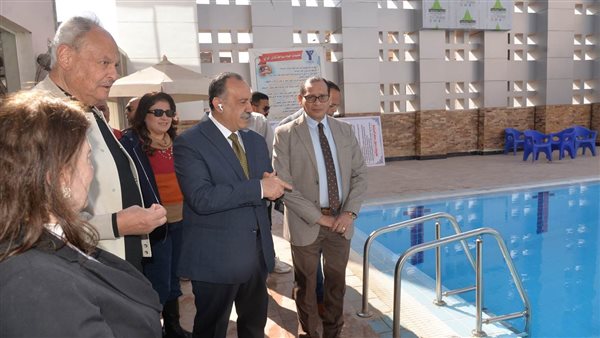 جولة المحافظ