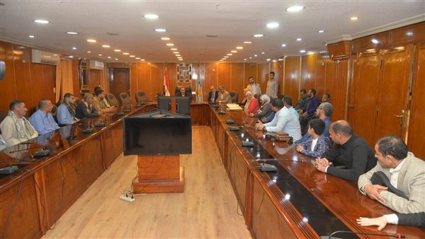 محافظ أسيوط 