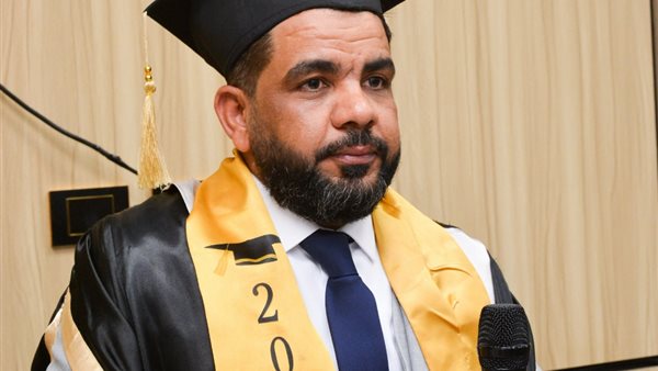 الباحث أحمد إبراهيم