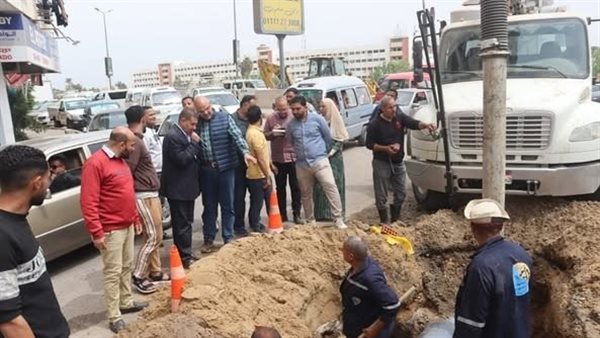 اعمال إصلاح خط مياه