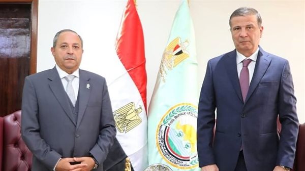 وزير الزراعة ـ محافظ