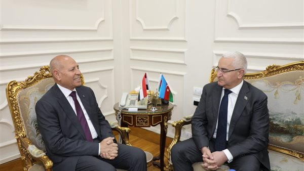 محافظ القاهرة ـ سفير