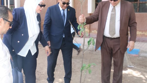 جانب من من التدشين