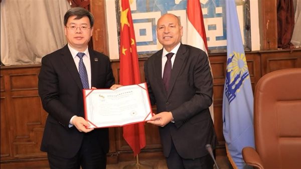 الدكتور إبراهيم صابر