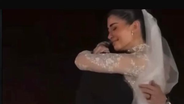 ليلى أحمد زاهر