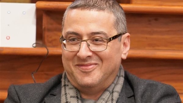 الأديب المصري محمد