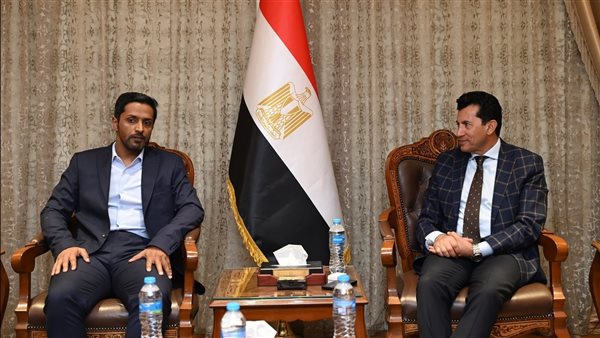 الدكتور أشرف صبحي