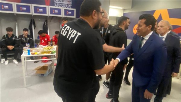 وزير الشباب والرياضه