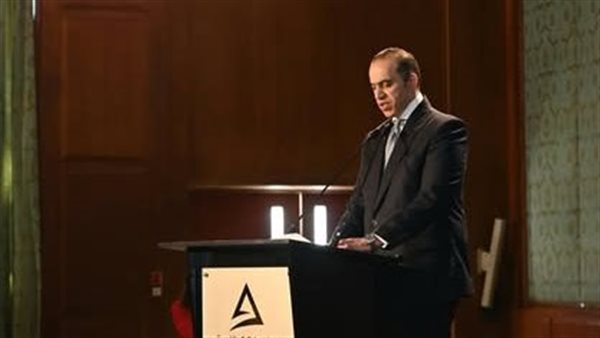 وزير الشؤون النيابية