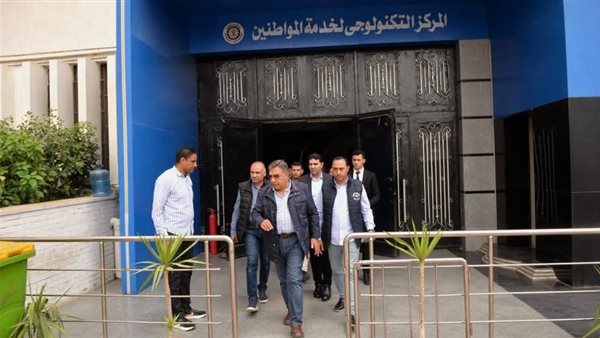 جولة المحافظ