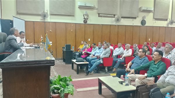 محافظ أسيوط