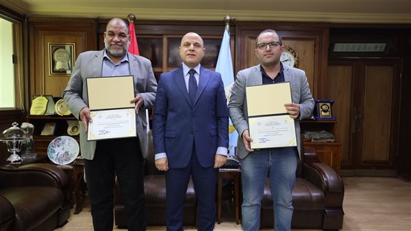 محافظ كفرالشيخ يُكرّم