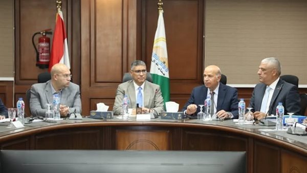 عادل النجار محافظ