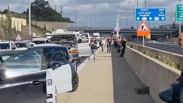 اغلاق الطرق في تل