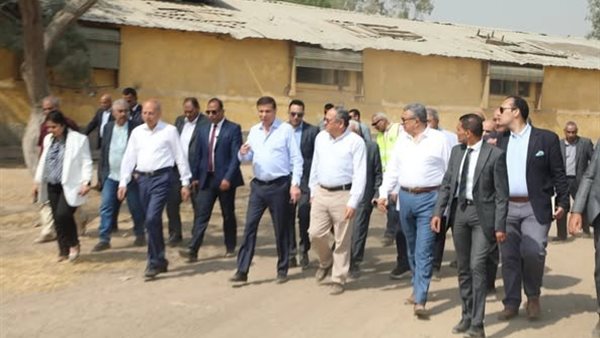 وزير الزراعة ومحافظ