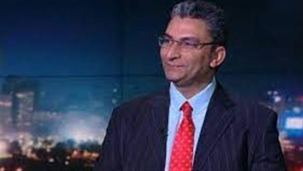 الكاتب بشير عبد الفتاح