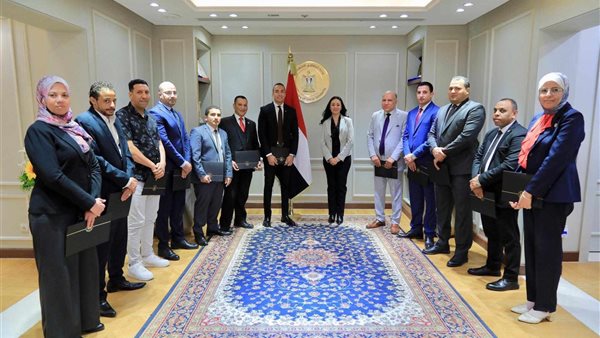  الدكتورة مايا مرسي