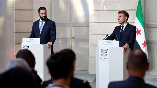 الرئيس الفرنسي خلال