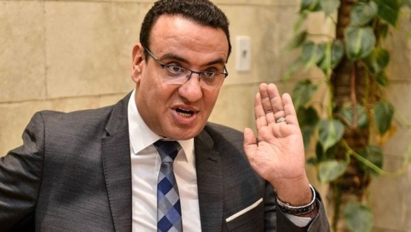 الدكتور صلاح حسب