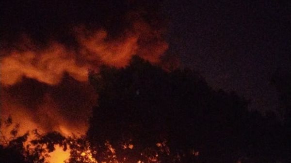 تصاعد ادخنة الحريق