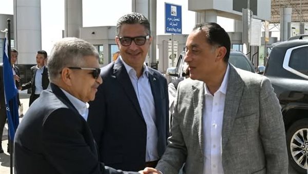 جانب من الزيارة 