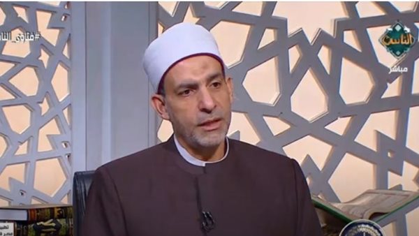  الدكتور علي فخر