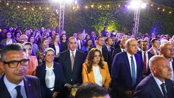 الدكتورة منال عوض