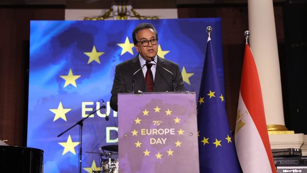 الدكتور خالد عبد