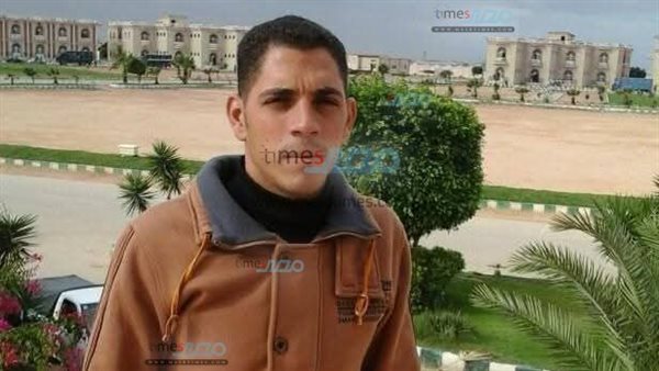 استخراج شاب بعد دفنه