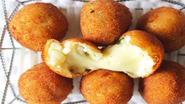 كرات البطاطس بالجبنه