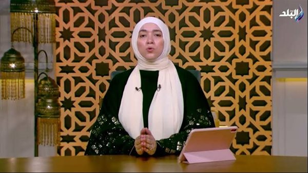 الدكتورة دينا أبو