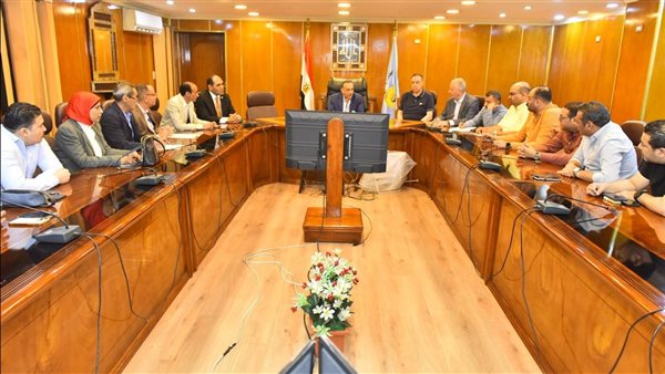 محافظ أسيوط 