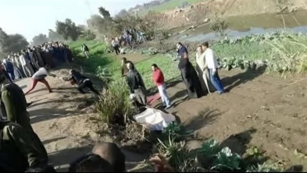 لحظة انتشال الجثمان