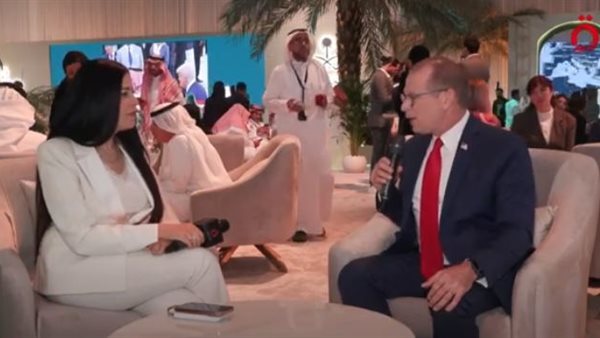 سام وربيرج، المتحدث