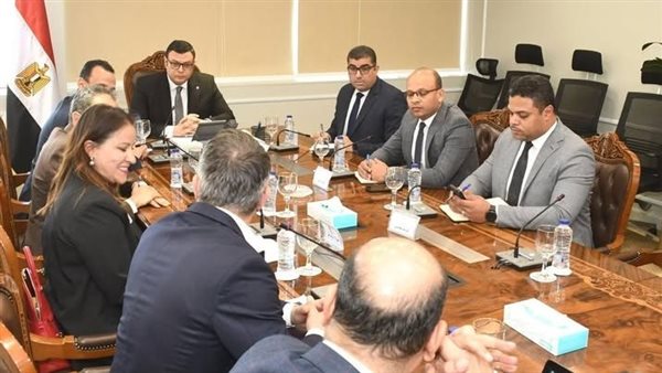 وزير الإسكان