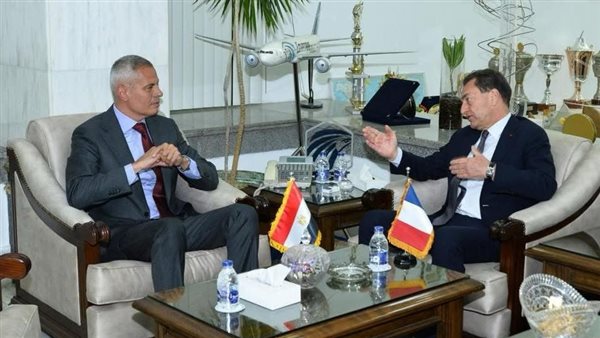 استقبل الطيار أحمد