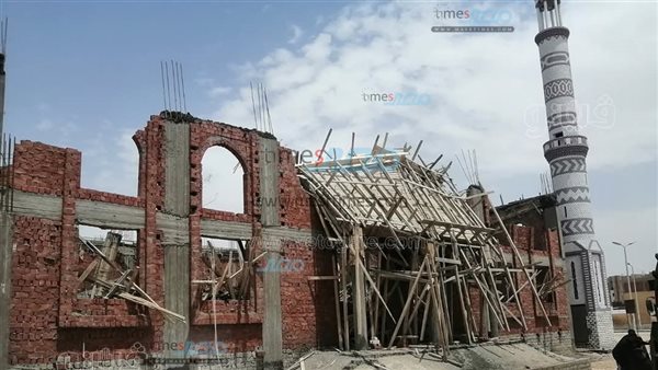 المسجد المنهار