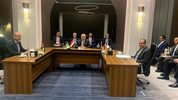 اجتماع وزير الخارجية