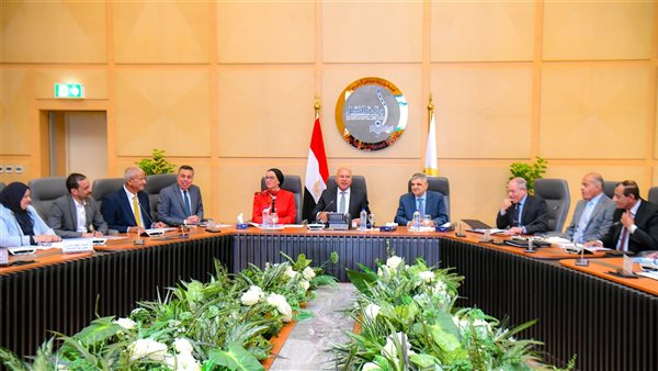 وزير الصناعة والنقل