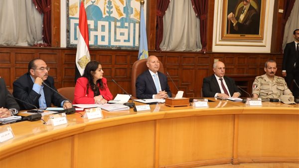 اجتماع محافظ القاهرة