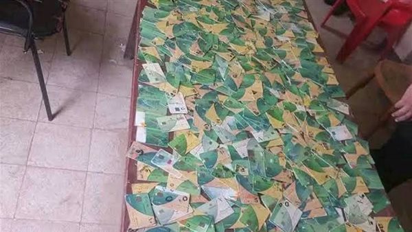 بطاقات تموينية غير