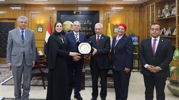 جانب من مبادرة  معًا