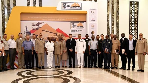 تنظم حفل للملحقين