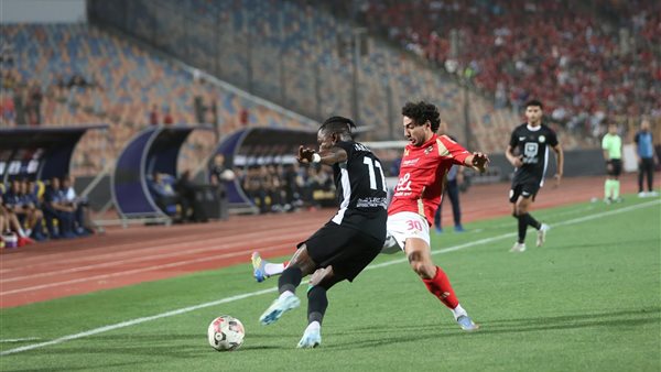 مباراة الأهلي والبنك