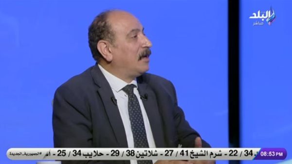  الدكتور طارق فهمي،