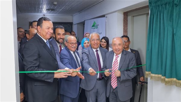 الافتتاح بحضور المهندس