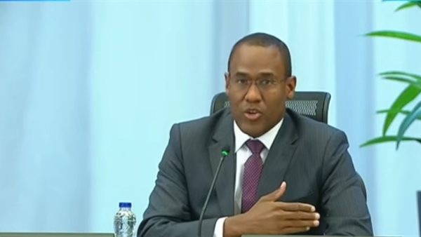 نايجل كلارك، نائب