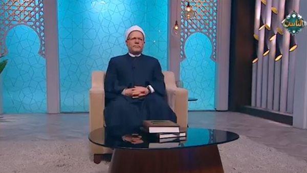 الدكتور شوقي علام